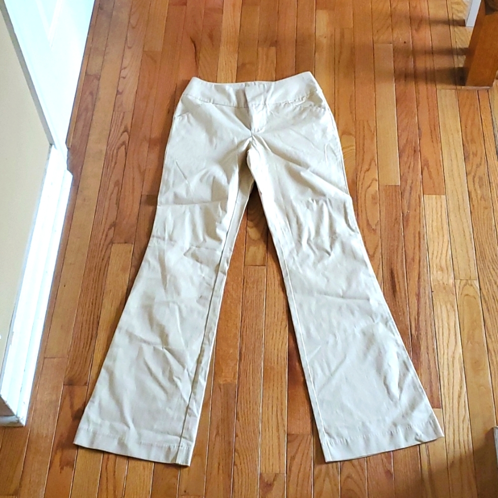 NWOT Boston Proper khaki pants size 4